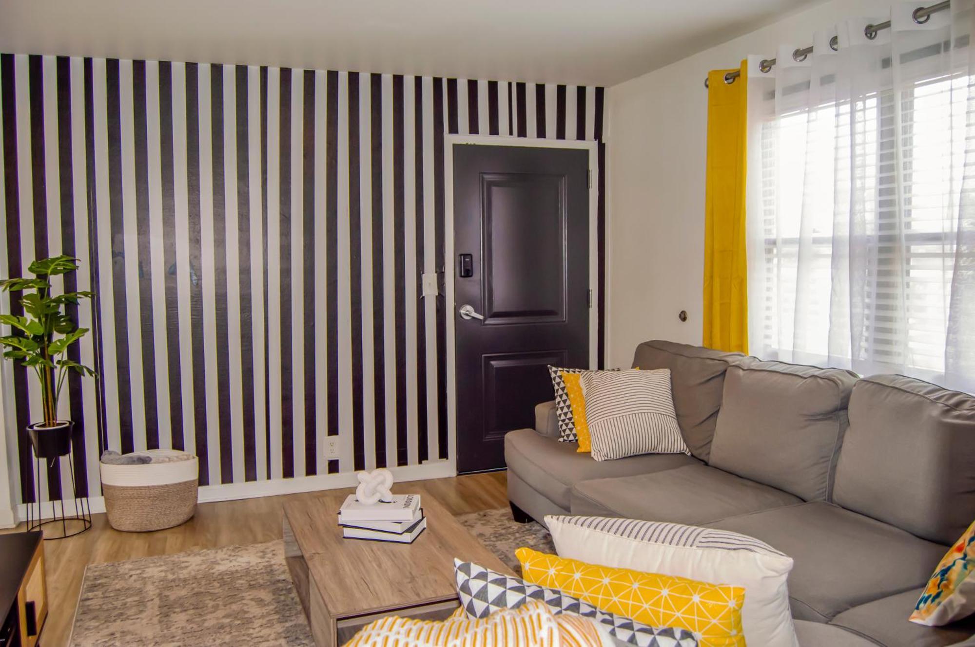 Cozy Condo, Minutes From Broadwy, Sleeps 5 Apartment Nashville